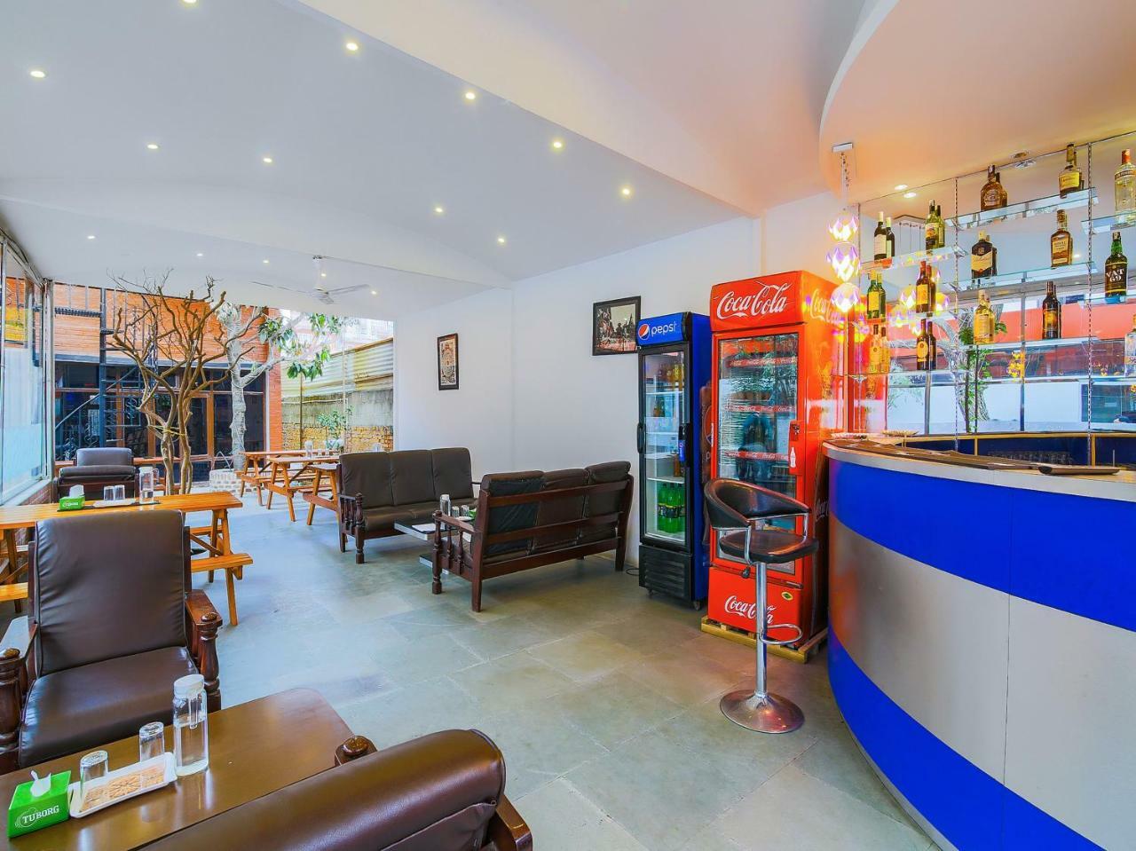 Oyo 352 Hotel Konark Inn Kathmandu Exterior photo