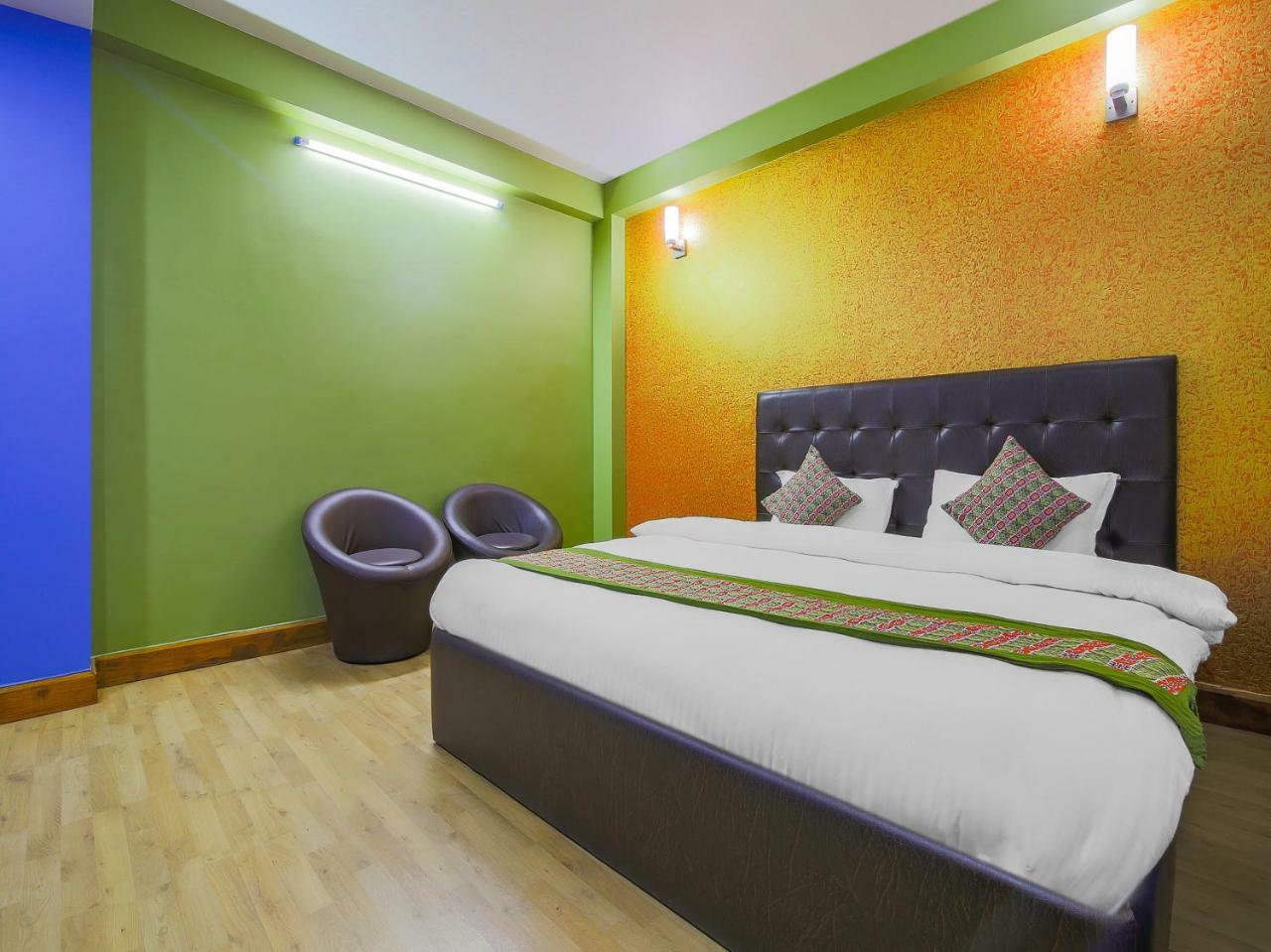 Oyo 352 Hotel Konark Inn Kathmandu Exterior photo