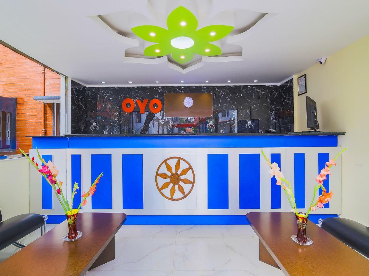 Oyo 352 Hotel Konark Inn Kathmandu Exterior photo