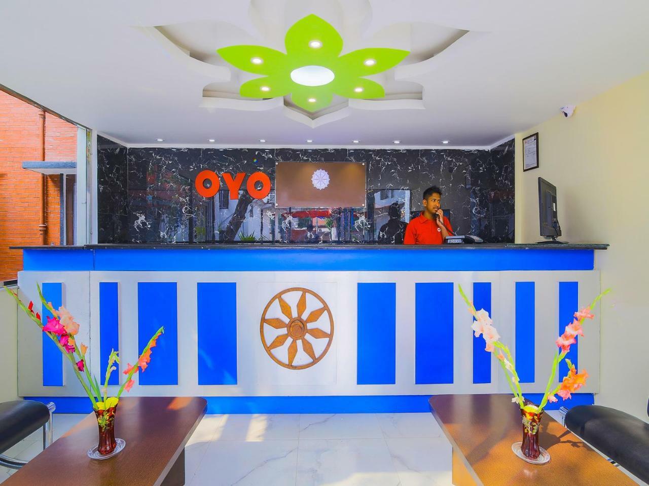 Oyo 352 Hotel Konark Inn Kathmandu Exterior photo