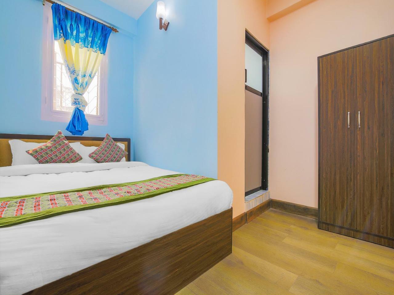 Oyo 352 Hotel Konark Inn Kathmandu Exterior photo