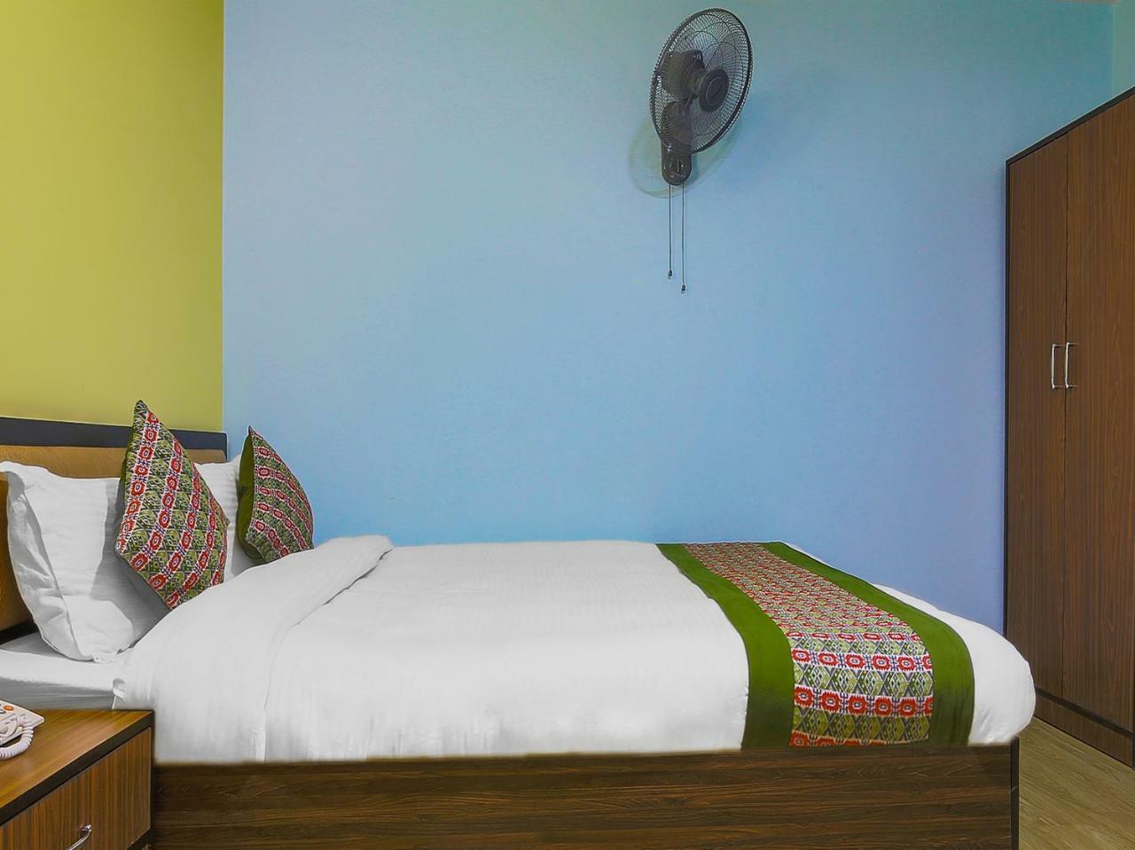 Oyo 352 Hotel Konark Inn Kathmandu Exterior photo