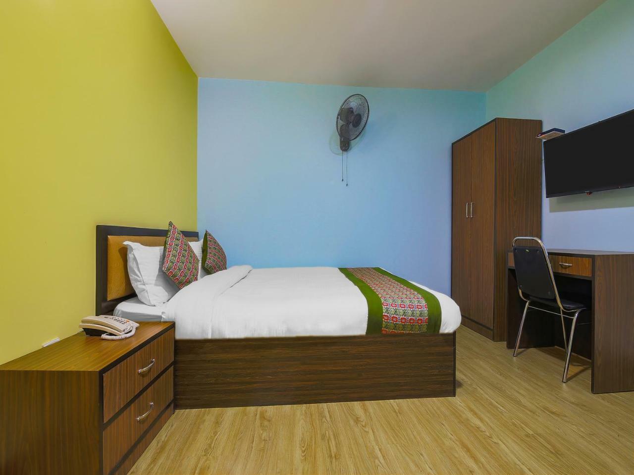 Oyo 352 Hotel Konark Inn Kathmandu Exterior photo